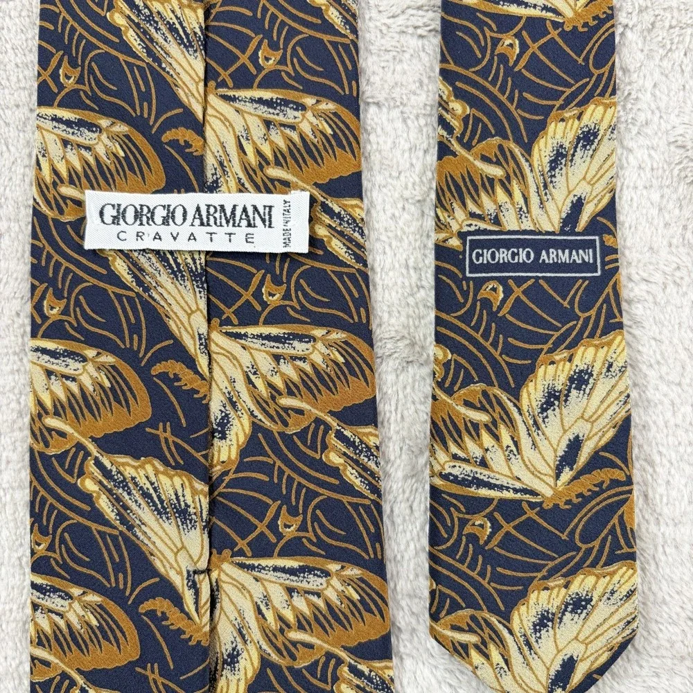 Vintage Giorgio Armani Cravatte Butterflies AOP Silk Tie Made in Italy Designer